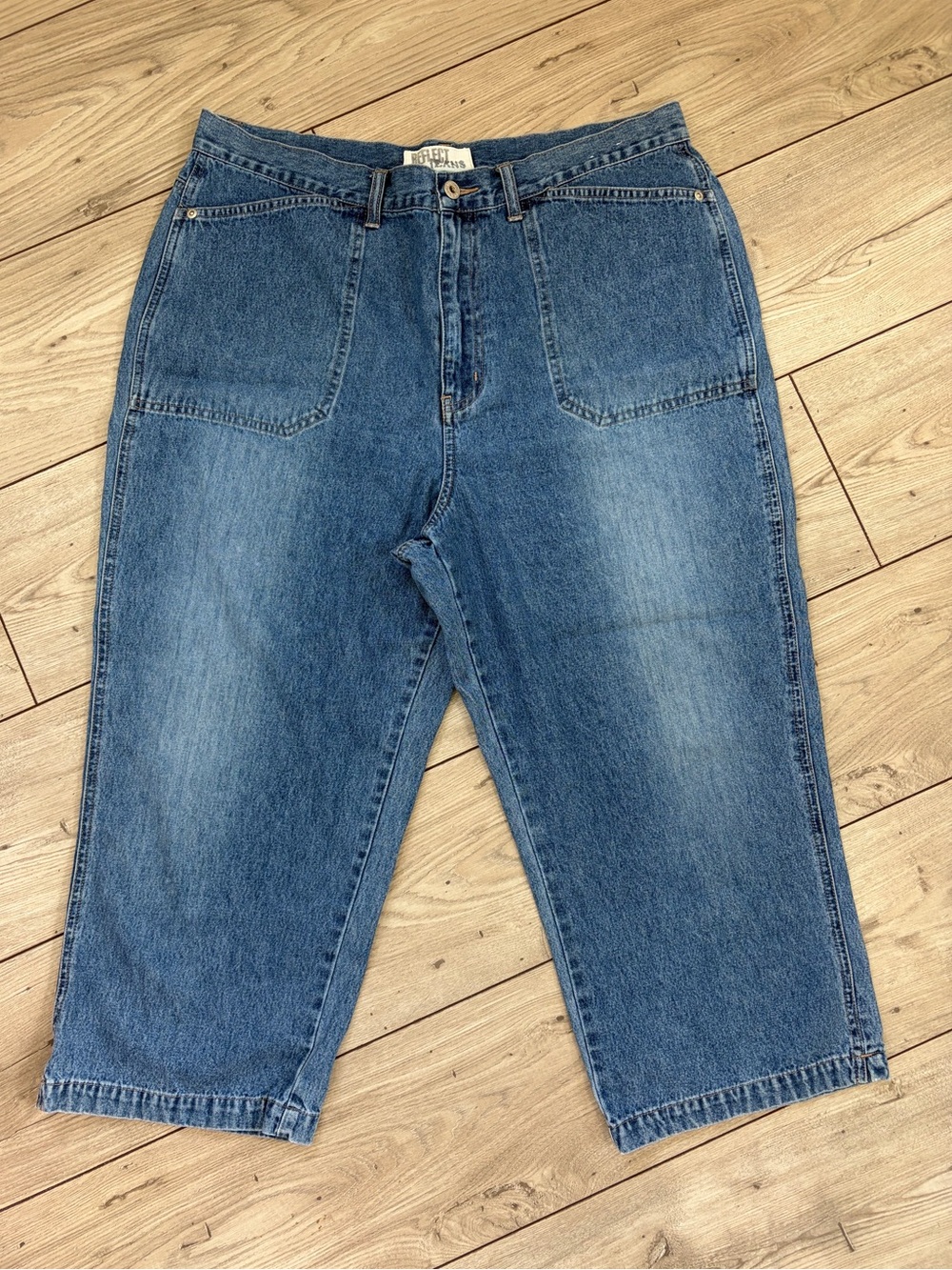 Vintage Women's Straight-Leg Denim Jeans in Blue
